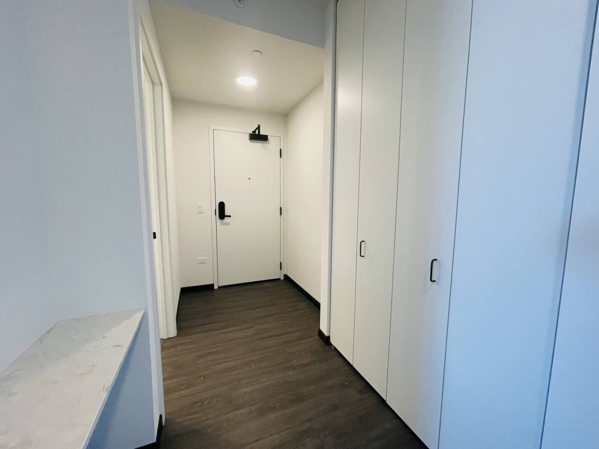 Apartment for rent at 1301 Washington #407, Chicago, IL 60607