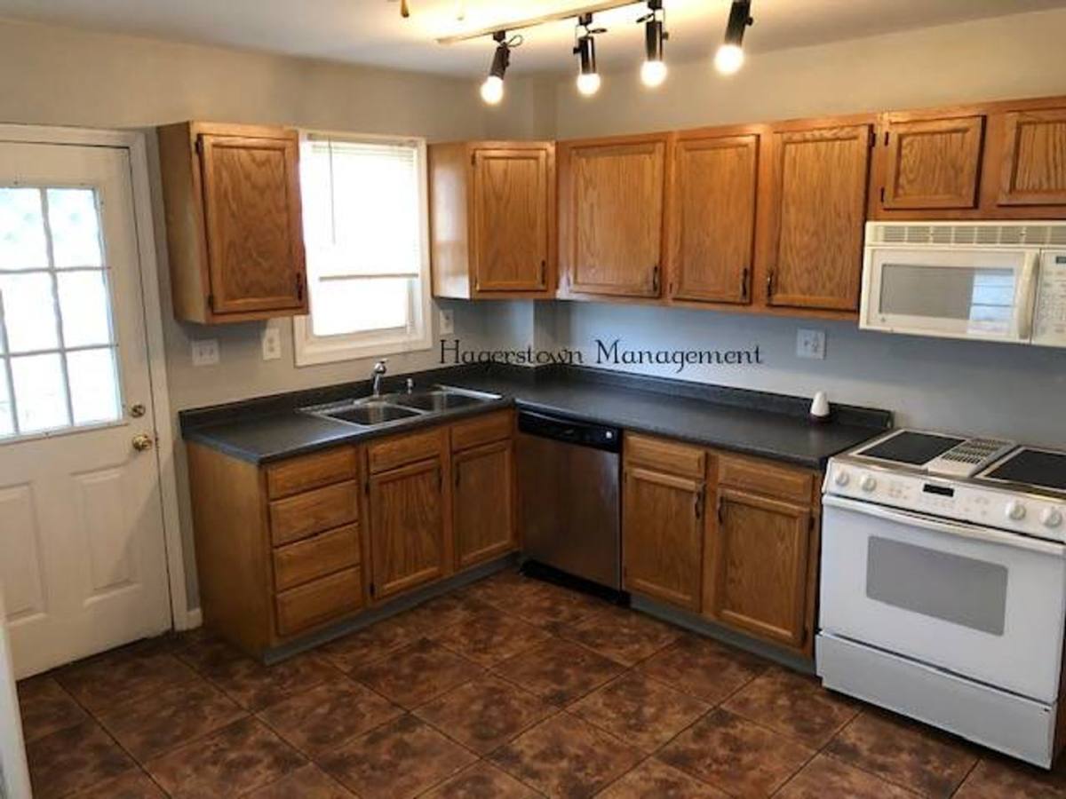 House for rent at 350 Central Ave, Hagerstown, MD 21740