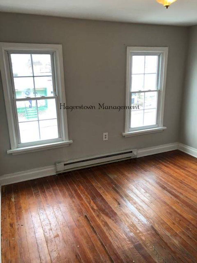 House for rent at 350 Central Ave, Hagerstown, MD 21740