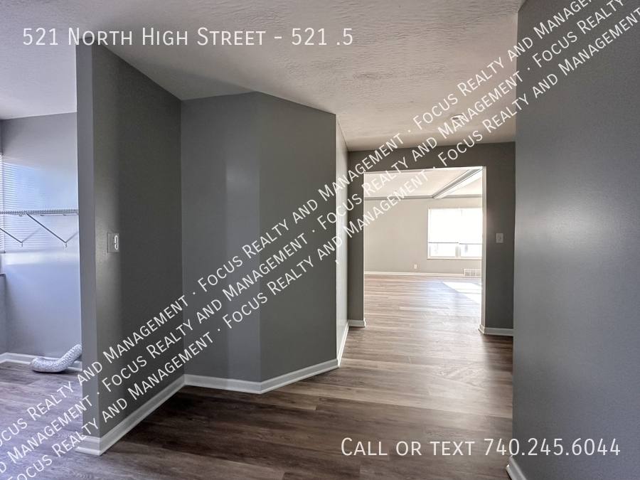Apartment for rent at 521 N High St #5, Lancaster, OH 43130