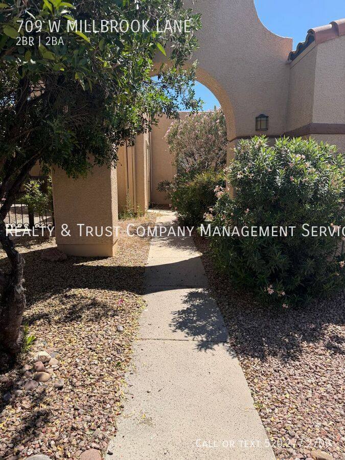 Townhouse for rent at 709 W Millbrook Lane, Tucson, AZ 85704