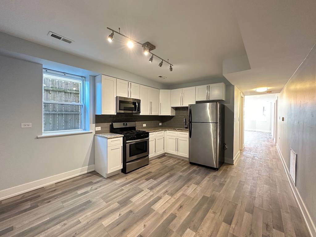 Apartment for rent at 4148 Cermak #I, Chicago, IL 60623
