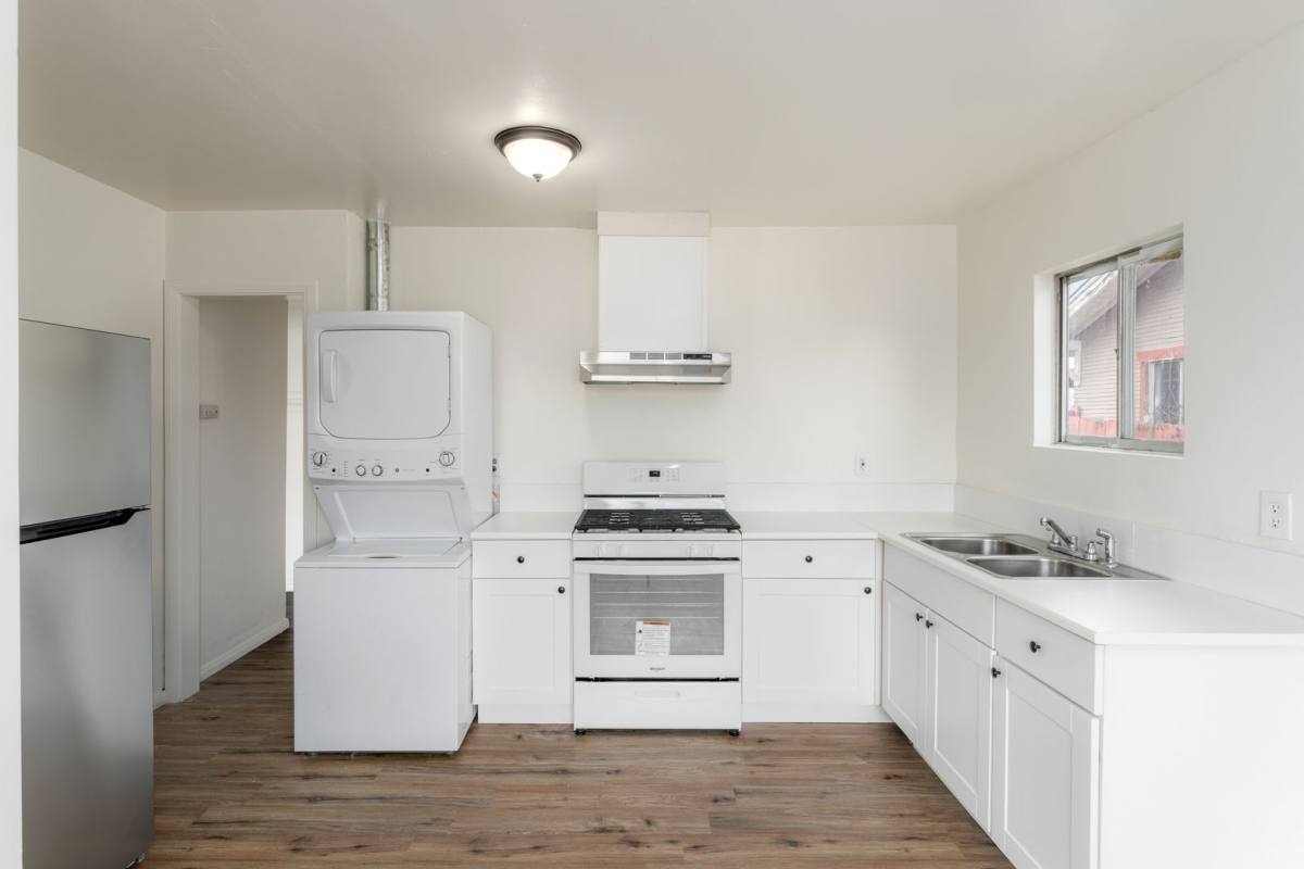 Apartment for rent at 2085 Franklin, San Diego, CA 92113