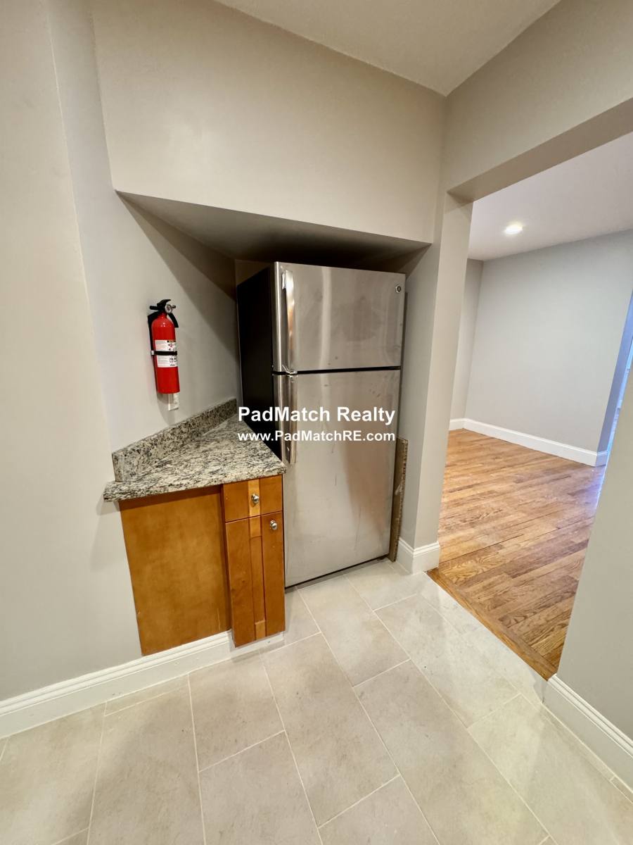 Apartment for rent at 76 Egmont St #5, Brookline, MA 02446