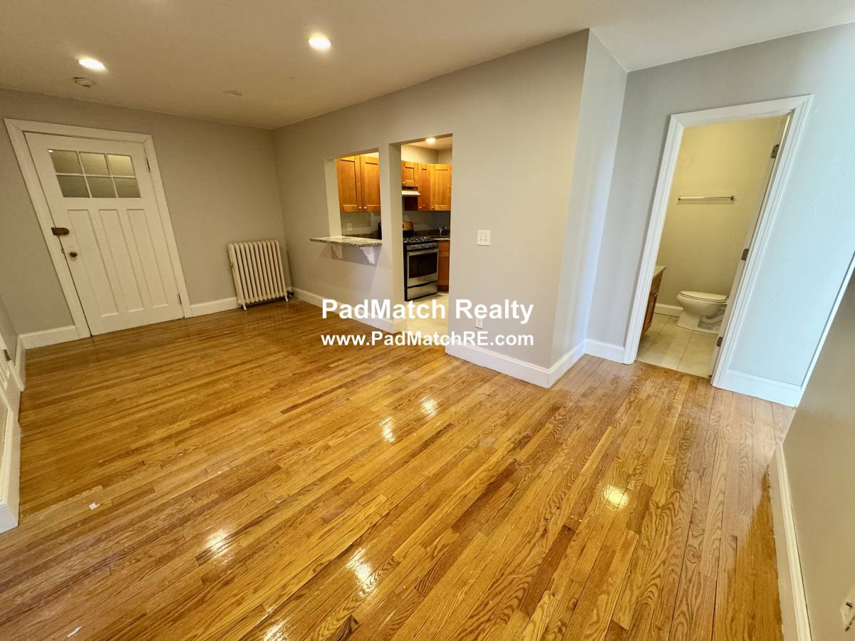 Apartment for rent at 76 Egmont St #5, Brookline, MA 02446