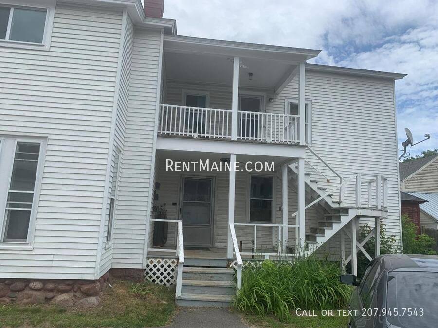 Apartment for rent at 198 Center St #4, Old Town, ME 04468
