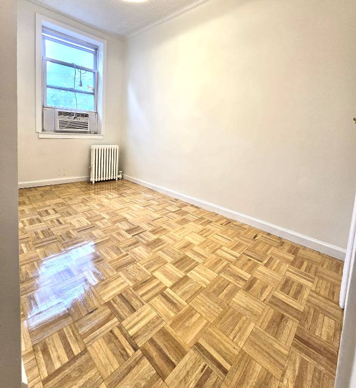 Townhouse for rent at 196 W 9th St, Brooklyn, NY 11231