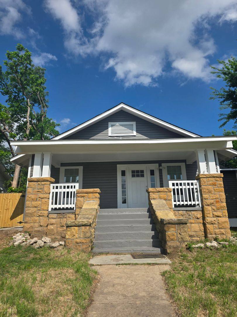 House for rent at 517 N Main St, Sand Springs, OK 74063