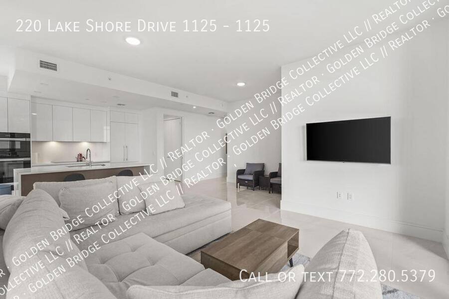 Condo for rent at 220 Lake Shore Dr #1125, West Palm Beach, FL 33403