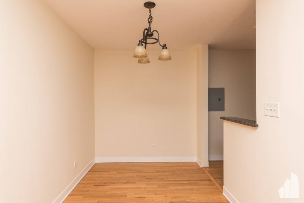 625 W Wrightwood Ave #404, Chicago, IL 60614 - Apartment for Rent - Image 4