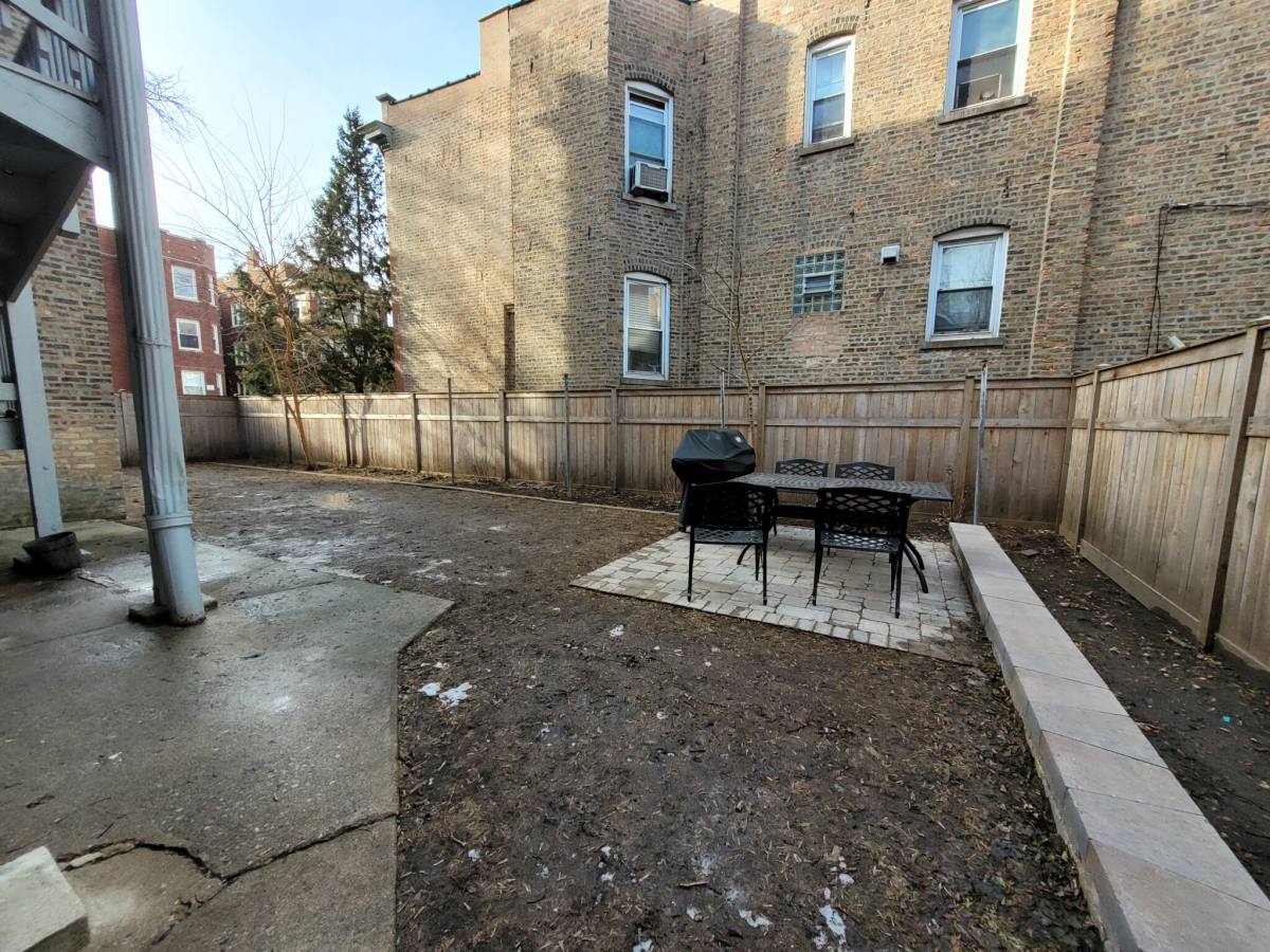 Apartment for rent at 1658 W Summerdale #1W, Chicago, IL 60640