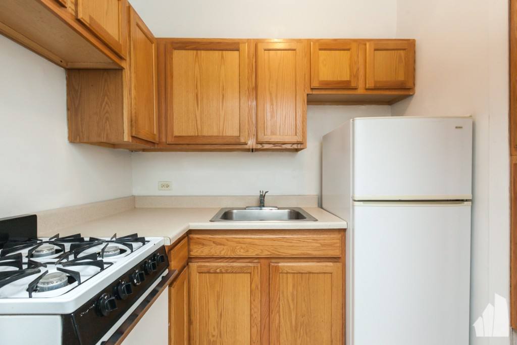 Apartment for rent at 1164 N Dearborn St #308, Chicago, IL 60610