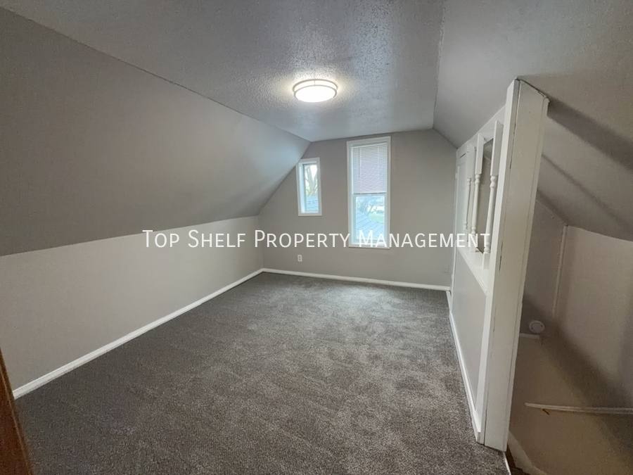 House for rent at 1713 Lyon St, Des Moines, IA 50316