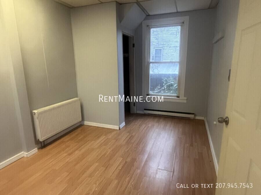Apartment for rent at 439 Fourth St #3, Old Town, ME 04468