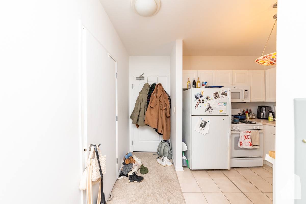 Apartment for rent at 21 W Chestnut St #1607, Chicago, IL 60610