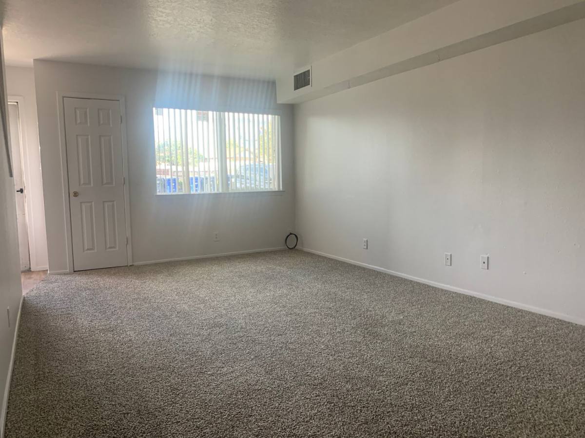 Apartment for rent at 12120 Candelaria Rd NE, Albuquerque, NM 87112