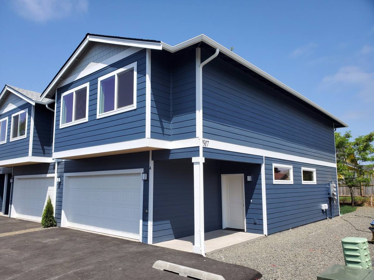Townhouse for rent at 1917 Ahlers Ave, Centralia, WA 98531
