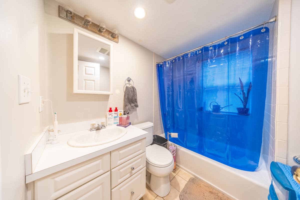 Apartment for rent at 1720 Beacon St #1, Brookline, MA 02445