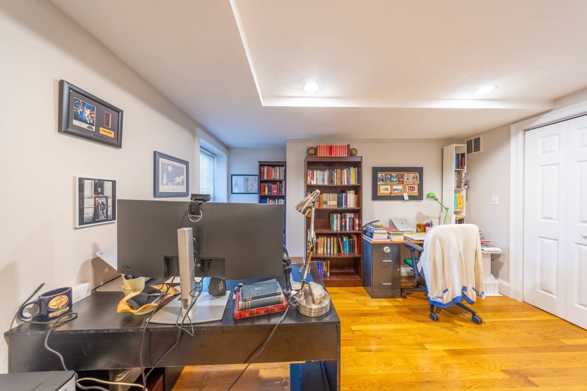 Apartment for rent at 1720 Beacon St #1, Brookline, MA 02445