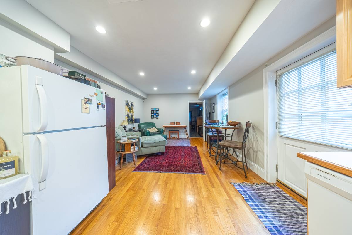 Apartment for rent at 1720 Beacon St #1, Brookline, MA 02445