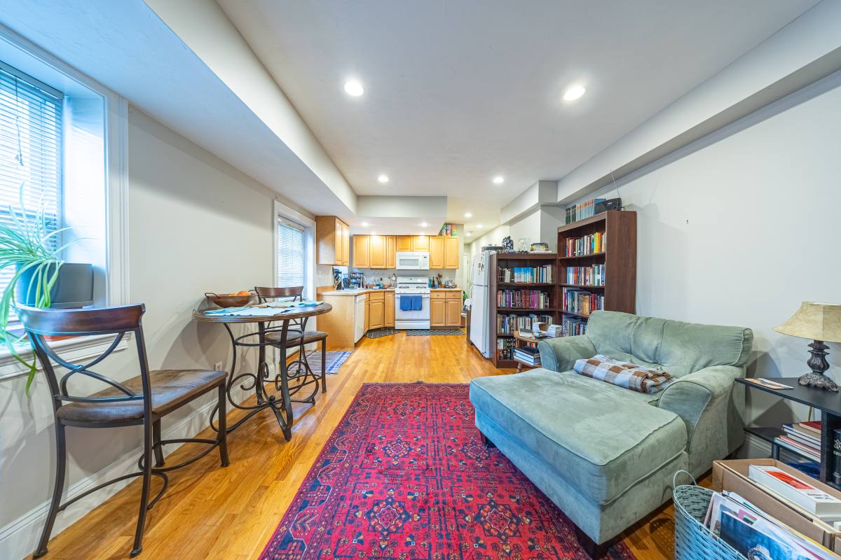 Apartment for rent at 1720 Beacon St #1, Brookline, MA 02445