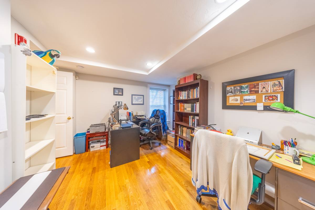 Apartment for rent at 1720 Beacon St #1, Brookline, MA 02445