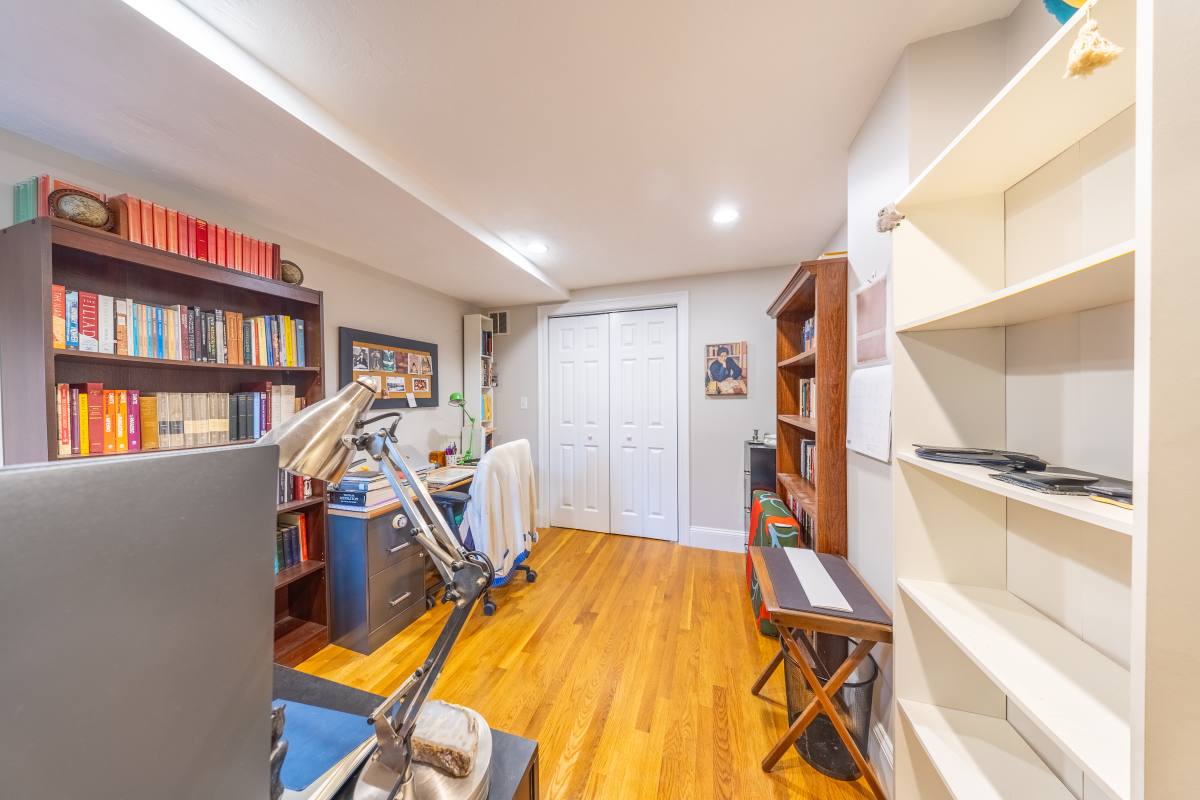 Apartment for rent at 1720 Beacon St #1, Brookline, MA 02445