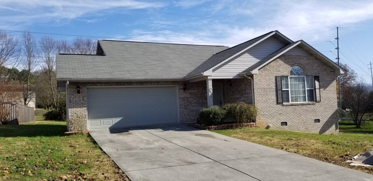 House for rent at 1012 Willow Creek Circle, Maryville, TN 37804