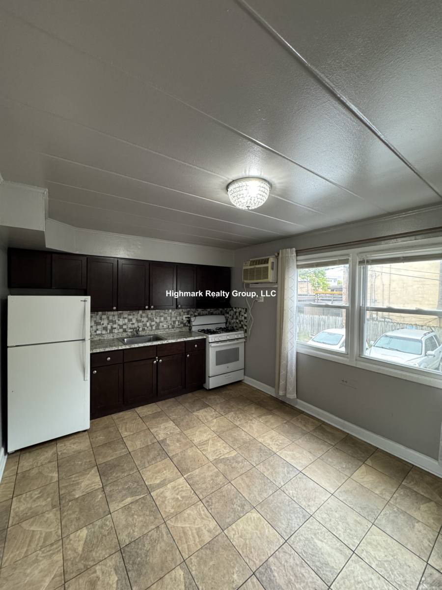 Apartment for rent at 3824 25th Ave #6 B, Schiller Park, IL 60176