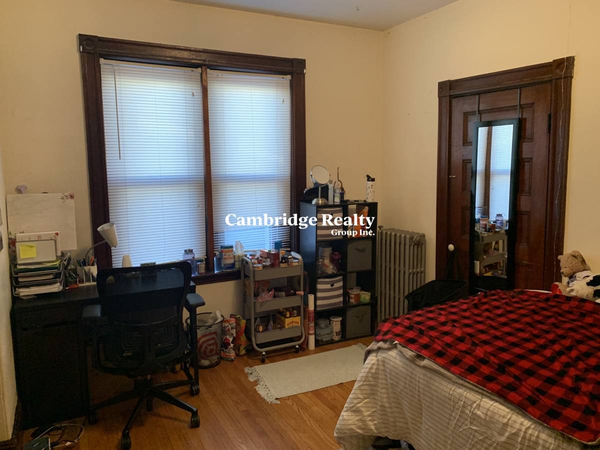 House for rent at 174 Saint Alphonsus #3T, Roxbury Crossing, MA 02120