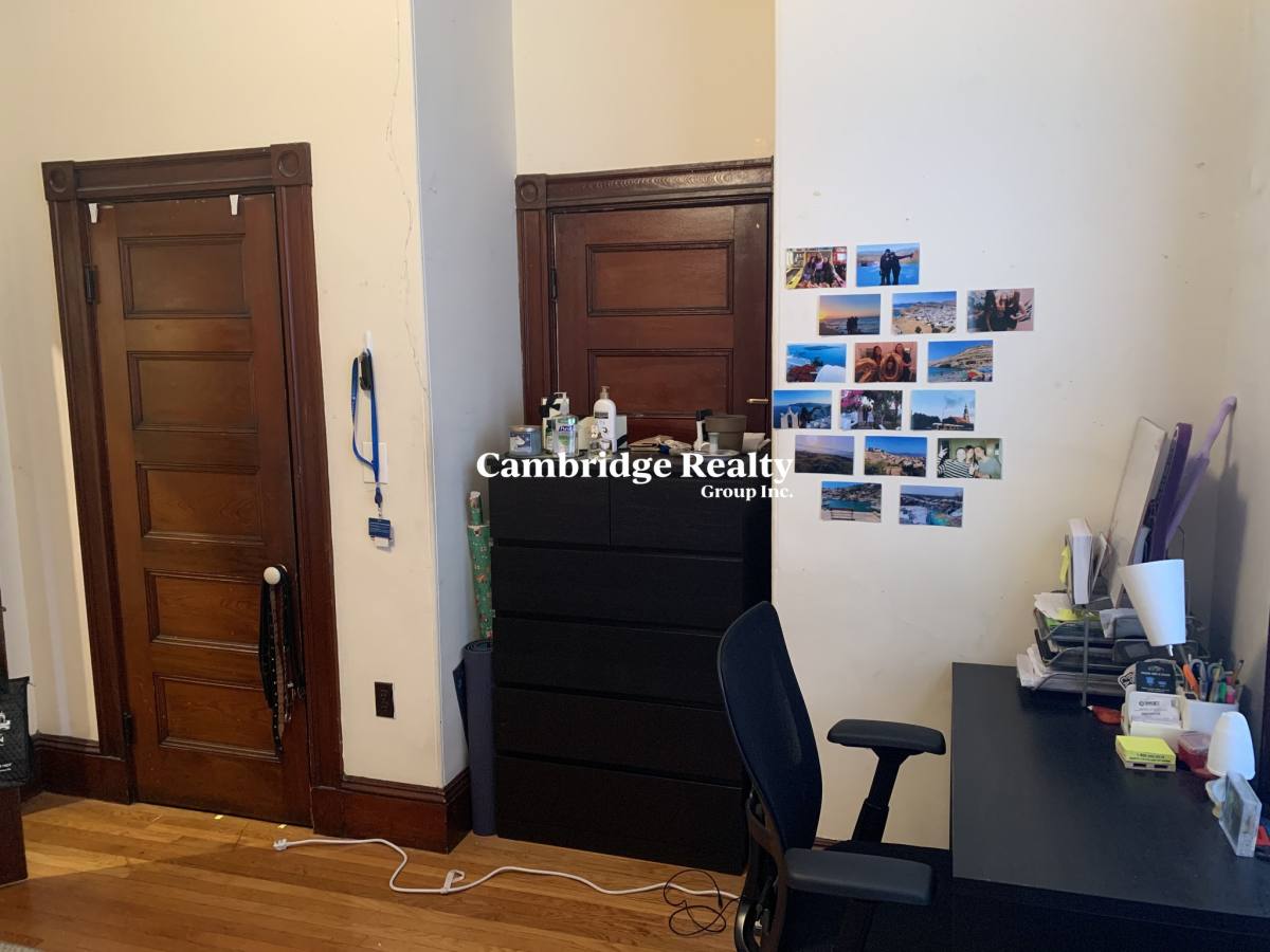 House for rent at 174 Saint Alphonsus #3T, Roxbury Crossing, MA 02120