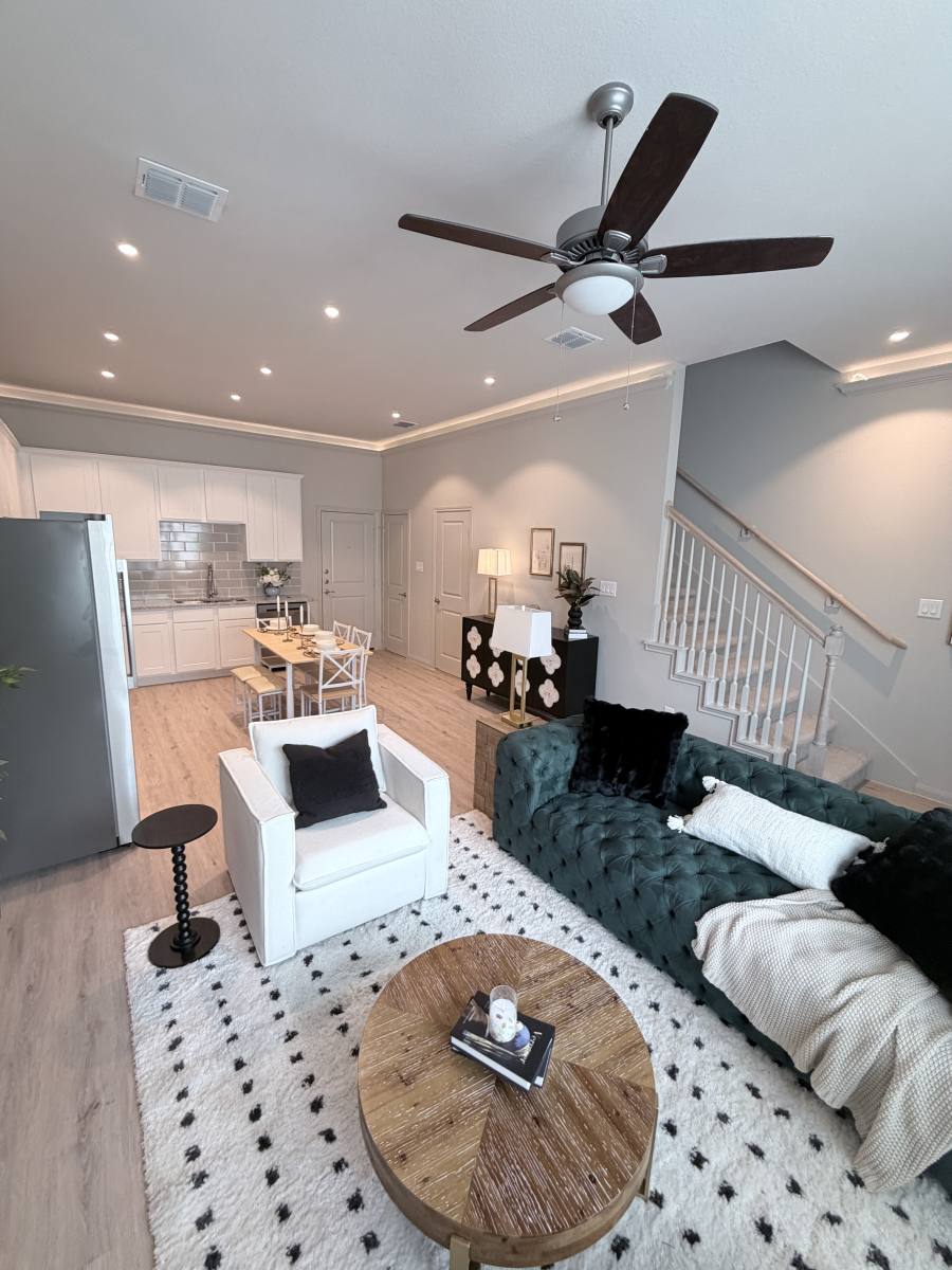 Townhouse for rent at 1211 Foxglove, New Braunfels, TX 78130