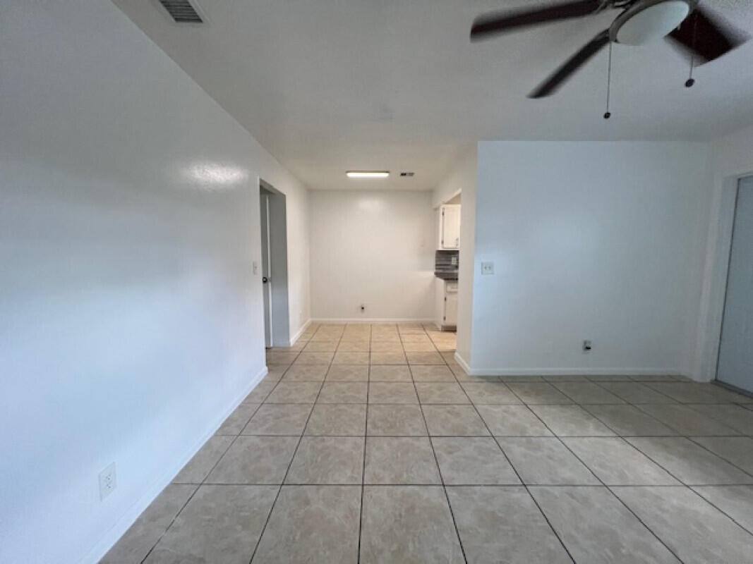 Apartment for rent at 523 S K St #523-5, Lake Worth Beach, FL 33460