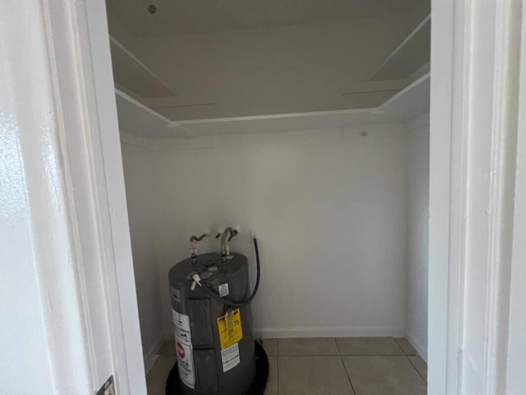 Apartment for rent at 523 S K St #523-5, Lake Worth Beach, FL 33460