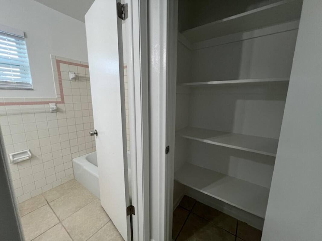 Apartment for rent at 523 S K St #523-5, Lake Worth Beach, FL 33460