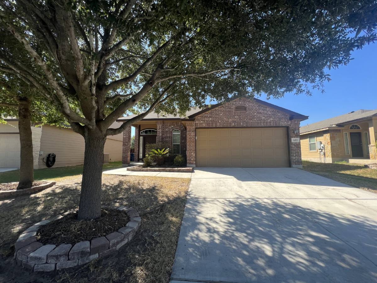 House for rent at 655 Tom Kemp Dr, New Braunfels, TX 78130