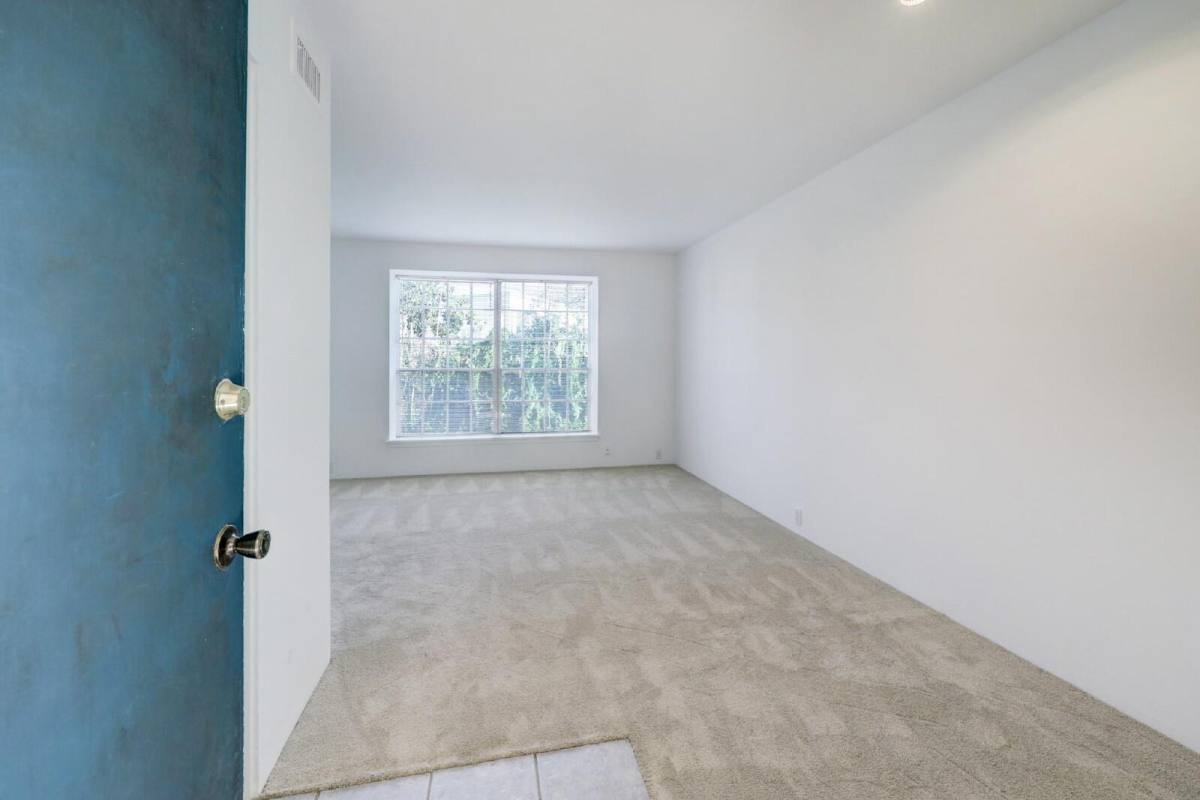 Apartment for rent at 5353 Institute Lane #29, Houston, TX 77005