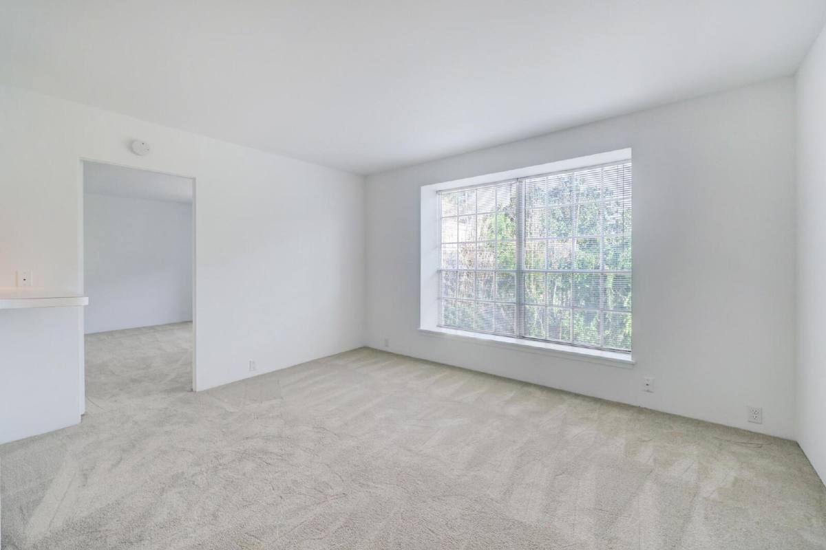 Apartment for rent at 5353 Institute Lane #29, Houston, TX 77005