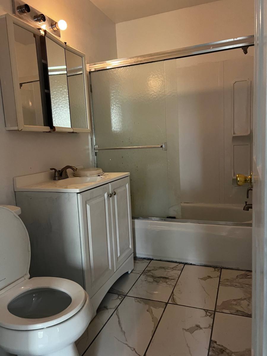 House for rent at 2219 Flora St, Cincinnati, OH 45219