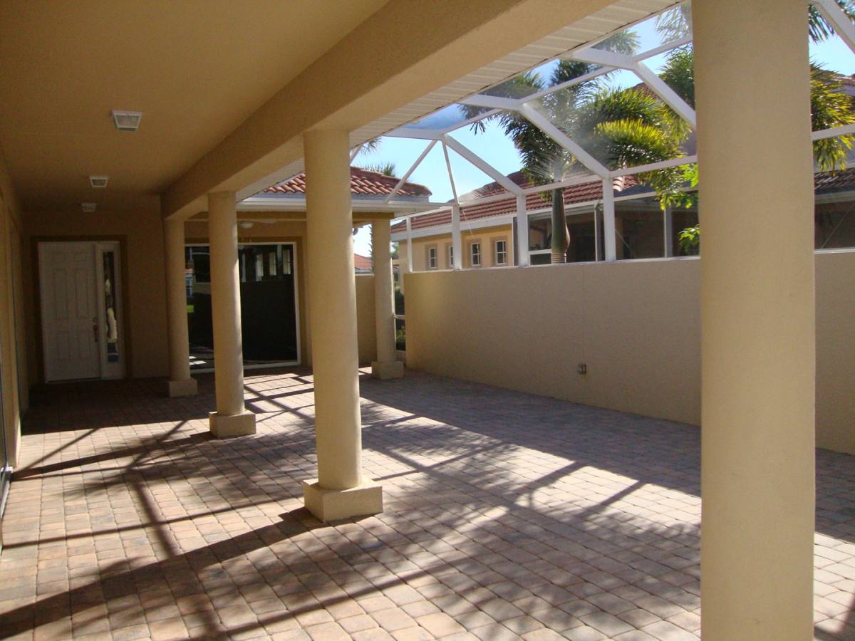 House for rent at 13942 Bently Circle, Fort Myers, FL 33912
