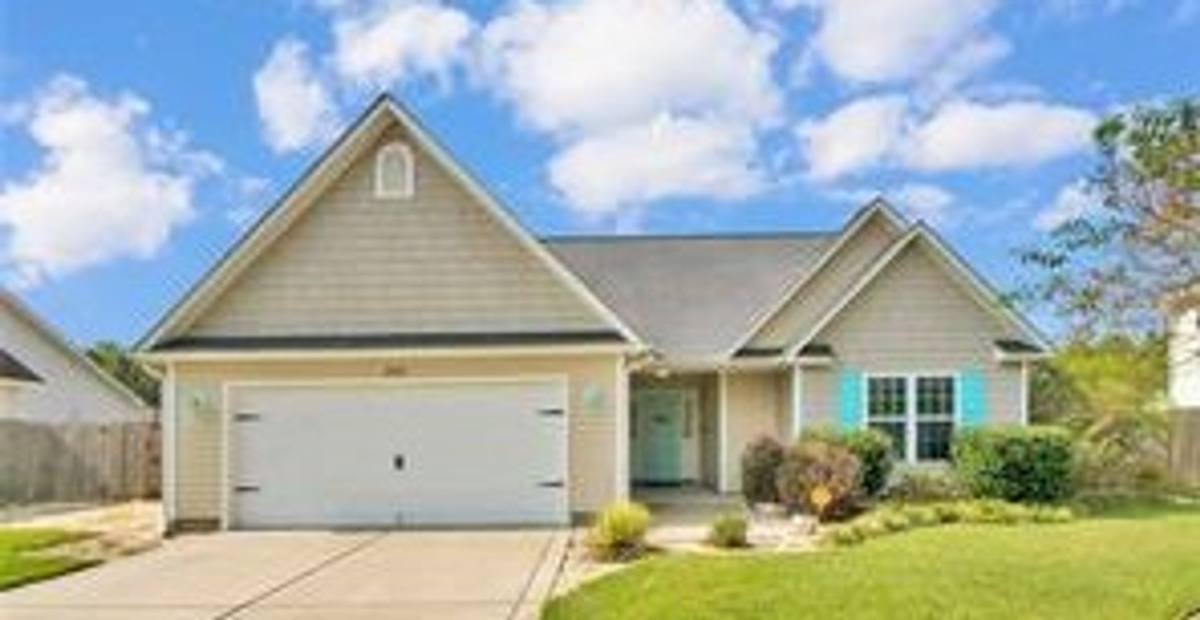 House for rent at 362 Broad Dr, Raeford, NC 28376