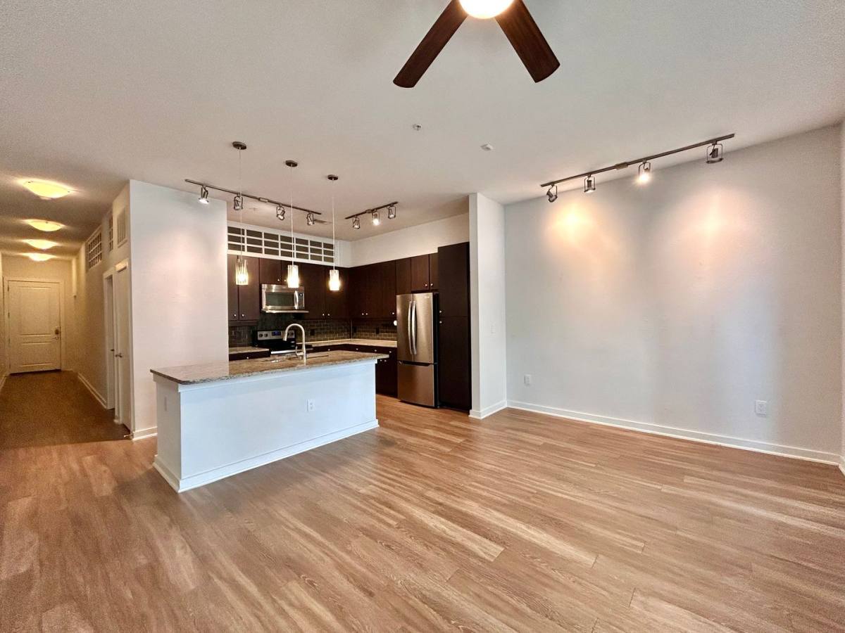 Apartment for rent at 1900 Barton Springs Rd #2007, Austin, TX 78704