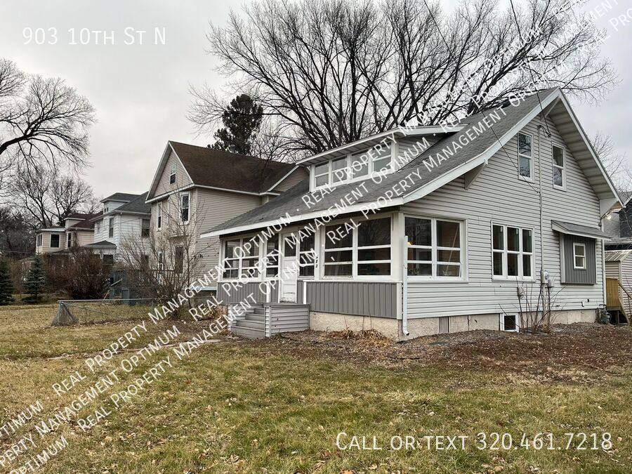 House for rent at 903 10th St N, Fargo, ND 58102
