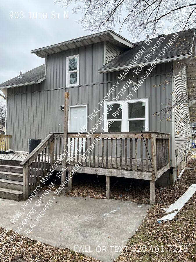 House for rent at 903 10th St N, Fargo, ND 58102