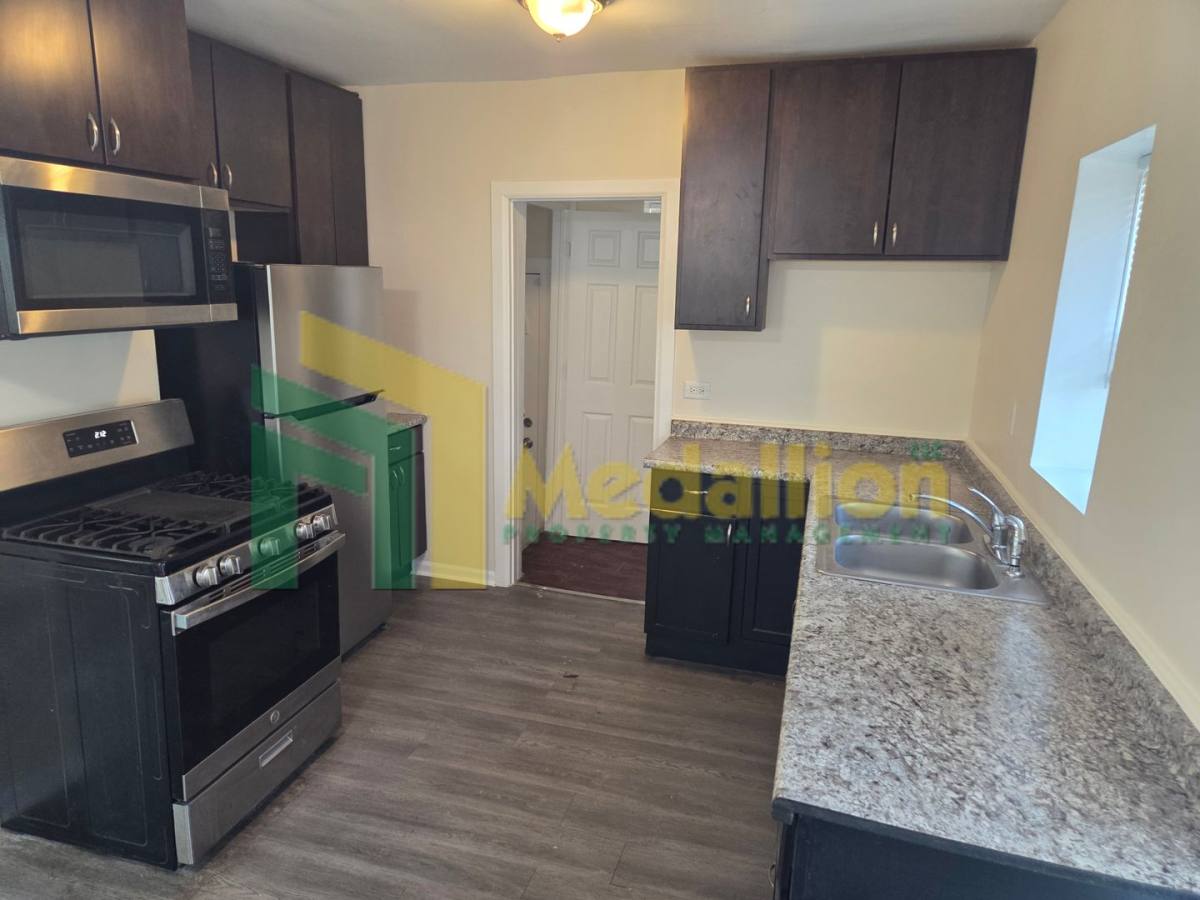 House for rent at 8749 S Wabash Ave, Chicago, IL 60619
