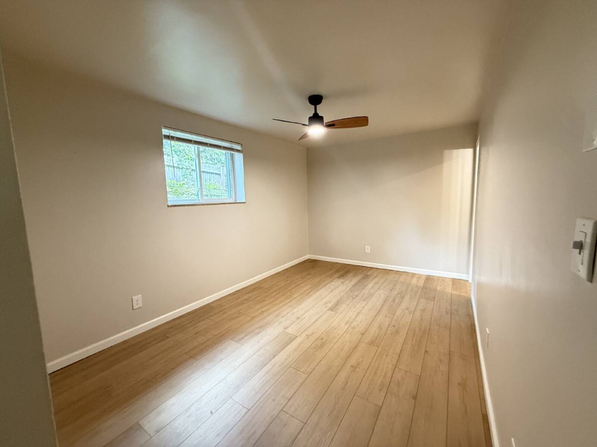Apartment for rent at 5021 Jacksboro Pike #21, Knoxville, TN 37918