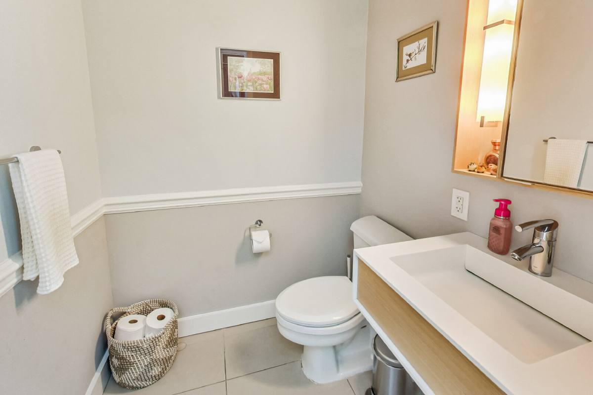Condo for rent at 1515 15th St NW #405-1, Washington, DC 20005