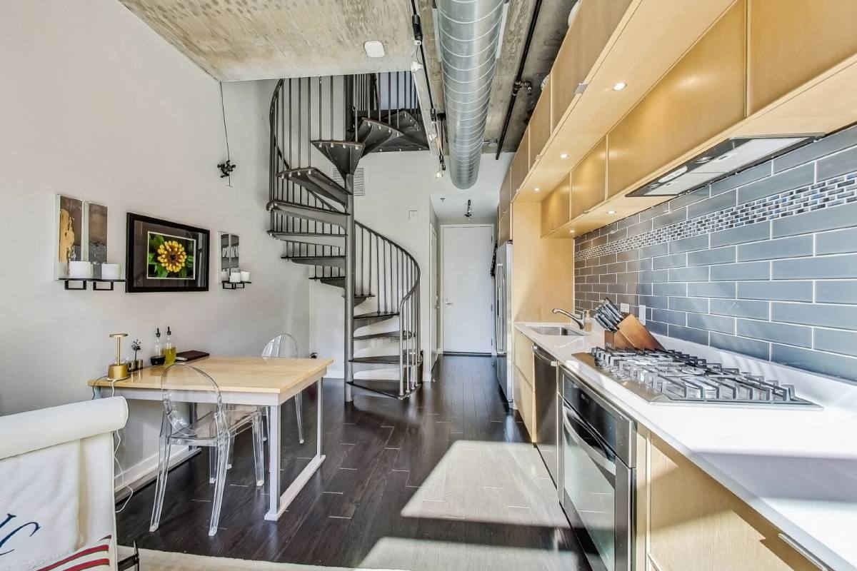 Condo for rent at 1515 15th St NW #405-1, Washington, DC 20005
