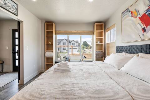 Townhouse for rent at 1951 S 1700 E, Salt Lake City, UT 84102