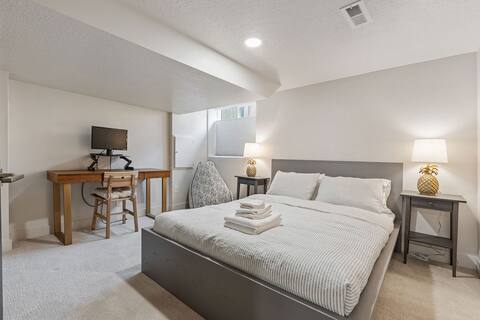 Townhouse for rent at 1951 S 1700 E, Salt Lake City, UT 84102